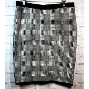 Vince Camuto Sweater Pencil Skirt Black & White Plaid Houndstooth Size L Preppy
